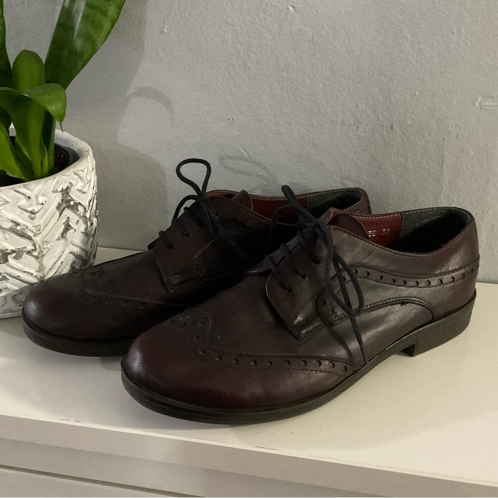 Hungarian handmade Leather Shoes - Deep Burgundy, Size UK5